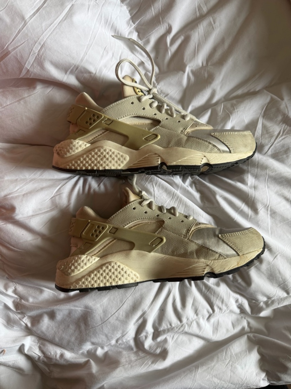 Nike Air Huaraches women’s 7.5 - Picture 5 of 6